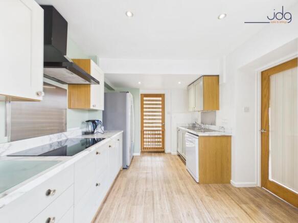 Open Plan Kitchen Diner with Sliding Doors to the Garden