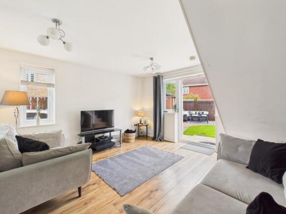 2 bed Semi-Detached for sale Image 2