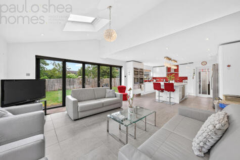 Beechfield, Banstead, Surrey, SM7 3RG