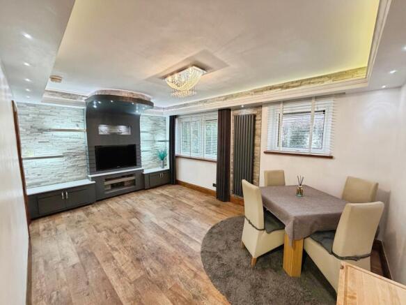 Lounge/Diner