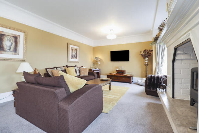 3 bed Detached for sale Image 10