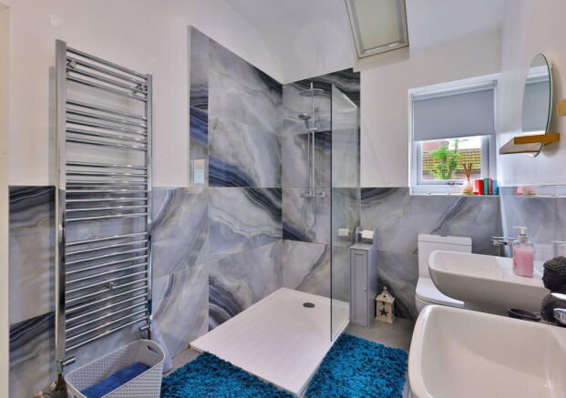4 bed Detached for sale Image 8
