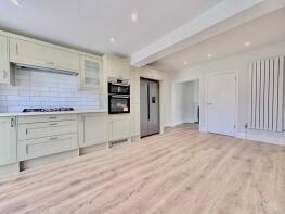 15, Spring Cottages, High Road, Broxbourne EN10 6AD