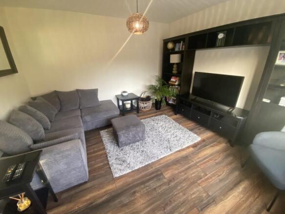 Lounge Front