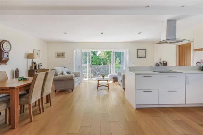 Lounge/Kitchen