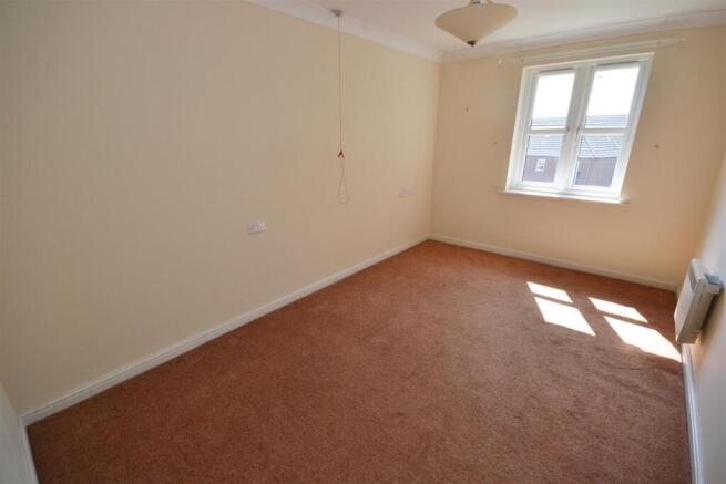2 bed Apartment for sale Image 8