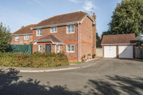 19, Covert Mead, Pulborough RH20 3PR