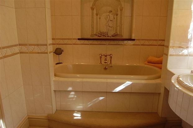En- Suite Bathroom