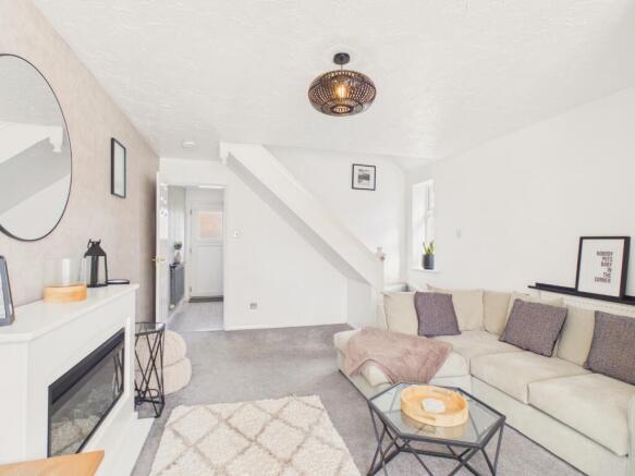 3 bed Semi-Detached for sale Image 6