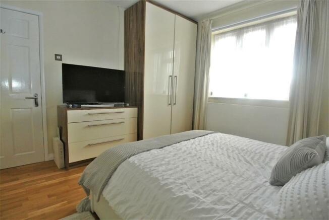 bed 1