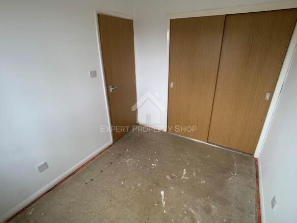 2 bed Semi-Detached for sale Image 8