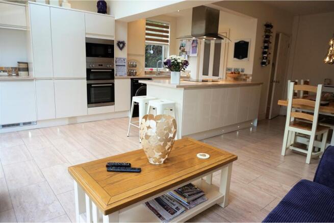 Kitchen / Diner