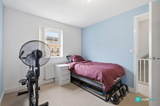 3 bed Terraced for sale Image 11