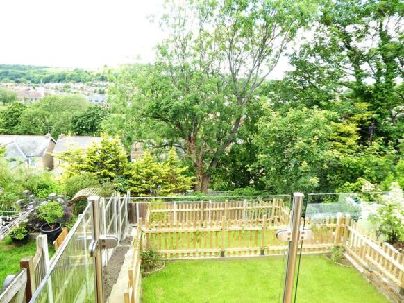 Garden pic3.JPG