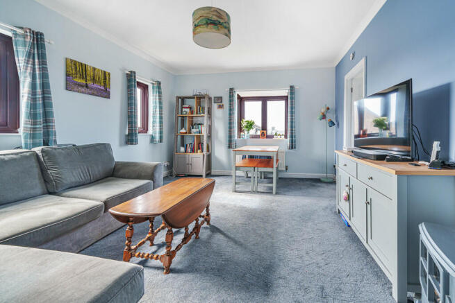 Living/Dining Roo...