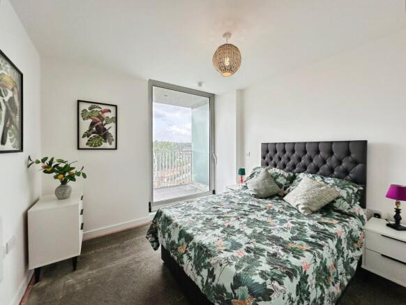 1 bed Apartment to rent Image 8