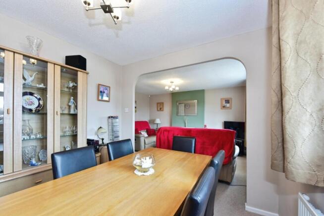 2 bed Bungalow for sale Image 6