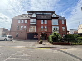 7, 9 15 Pelican House, West Street, Newbury RG14 1HL