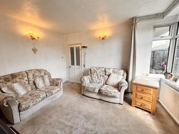 3 bed Terraced for sale Image 5