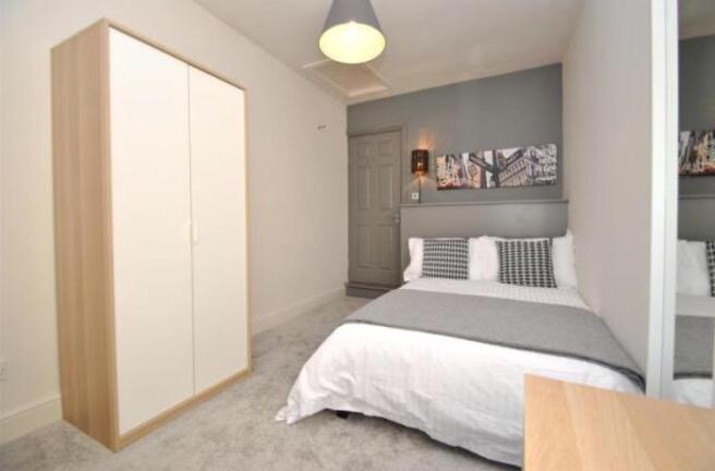 Room 5.jpg