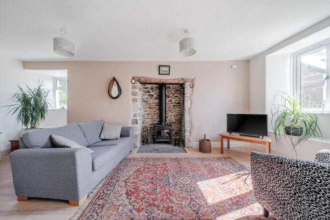 1430462-6-69bbfc3...