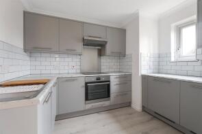 14, Canterbury Court, Station Road, Dorking RH4 1HH