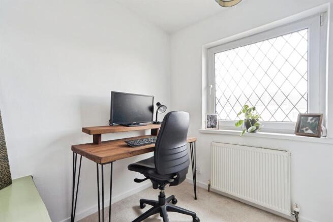 3 bed Terraced for sale Image 12