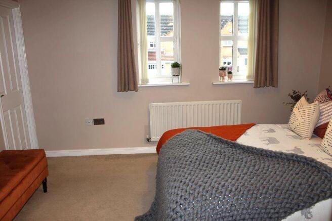 Bedroom 1 Picture 2