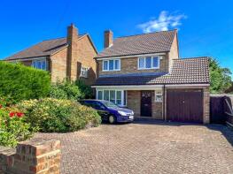 22, Weston Avenue, West Molesey KT8 1RG