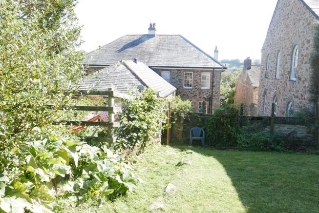 Photo 19
