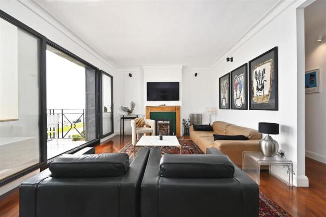 5 Strathmore Court-tn401nu (19).jpg