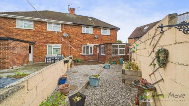 3 bed Semi-Detached for sale Image 9