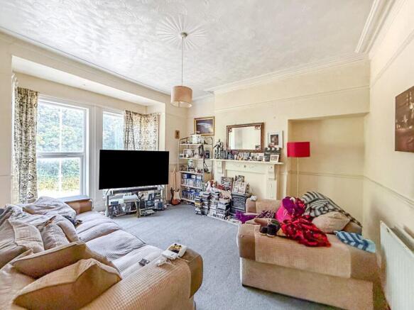 4 bed Block of Apartments for sale Image 11