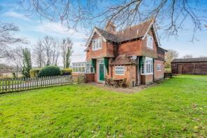 Gardeners Cottage, Heppington, Faussett Hill, Street End, Lower Hardres CT4 7AN