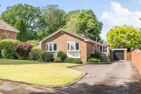 Highclere Drive, Camberley