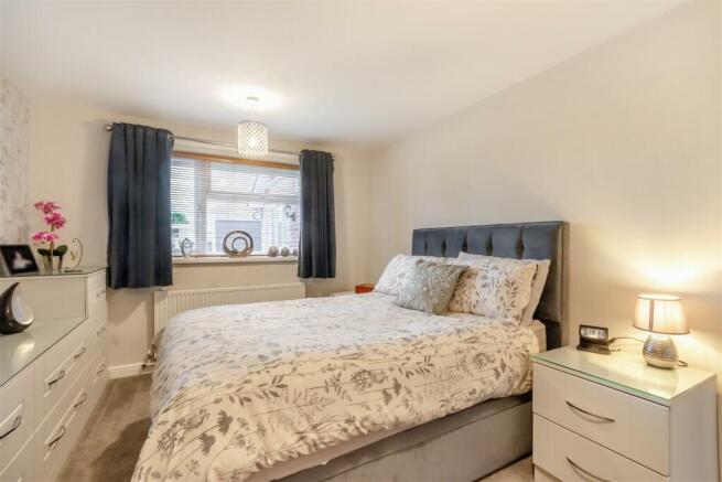 8583379-interior19.jpg