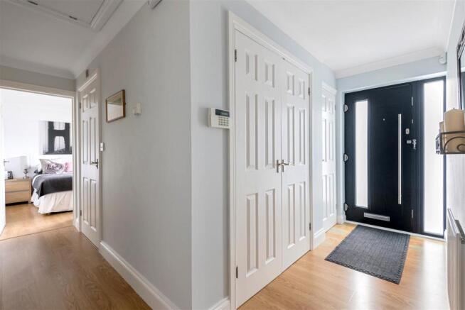 Hallway.JPG