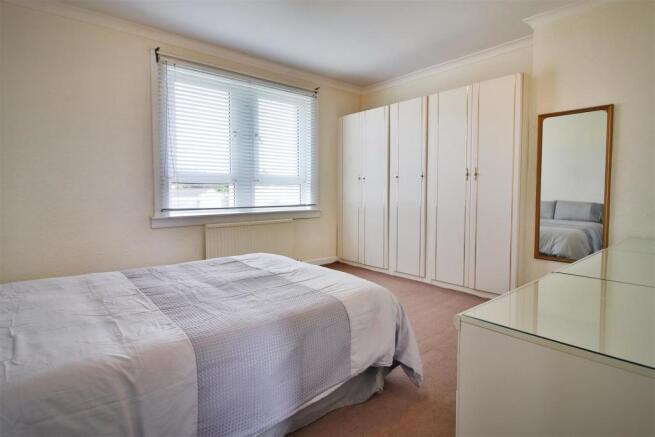 FaskineAve_Bedroom1_1.jpg
