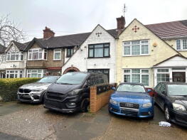 7, Burnham Gardens, Hounslow TW4 6LS
