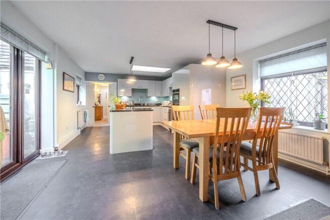 2 bed Bungalow for sale Image 5