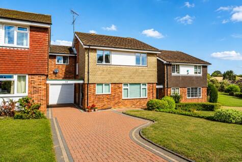 Tuffnells Way, Harpenden, Hertfordshire, AL5