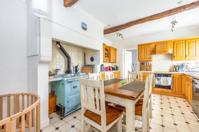 Kitchen/Dining