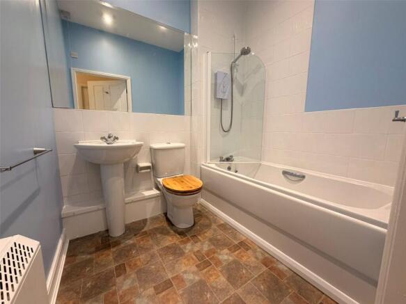 Kiers Court, Horwich, Bolton, Greater Manchester, BL6 photo 4