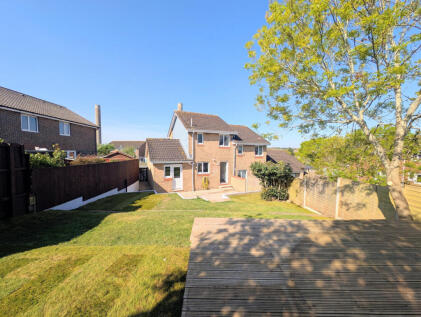 Kingslea Park, East Cowes, PO32