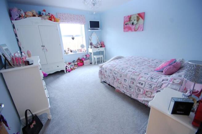 Photo 9