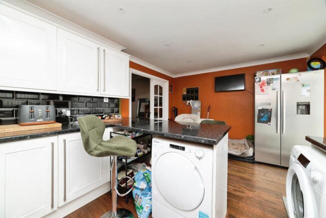3 bed End of Terrace for sale Image 8