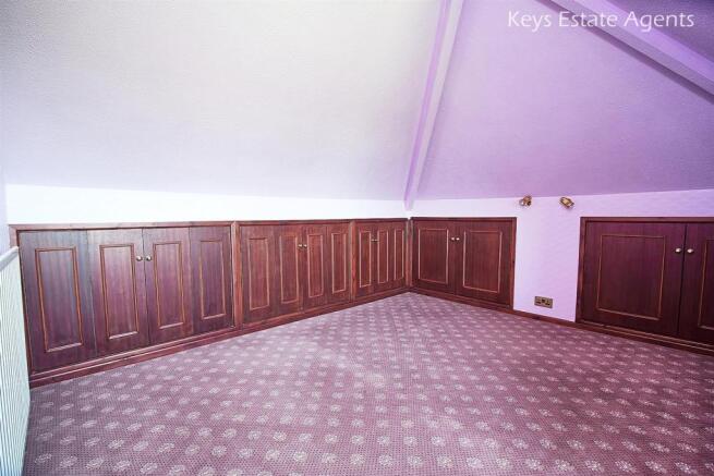Attic Room Ang3.jpg