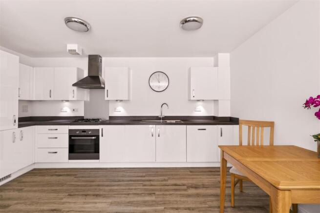 3 Stroudley Court Final-10.jpg