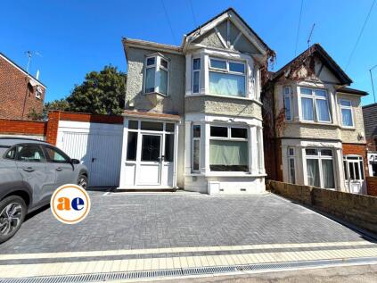 Valley Road, Erith ** VIDEO & 3D FLOORPLAN AVAILABLE **