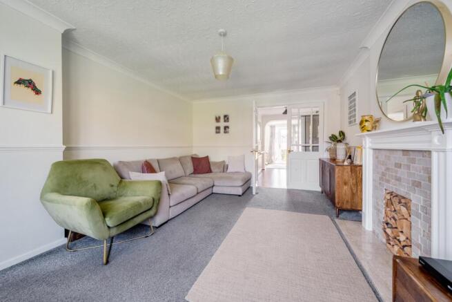 3 bed Semi-Detached for sale Image 6